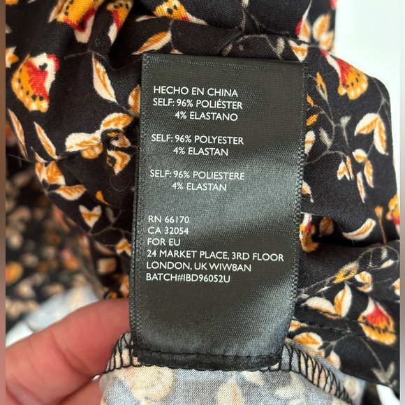 Urban Outfitters Julia Deep V Ruffle Dress Black Fall Floral Print - Size Large - Picture 7 of 9